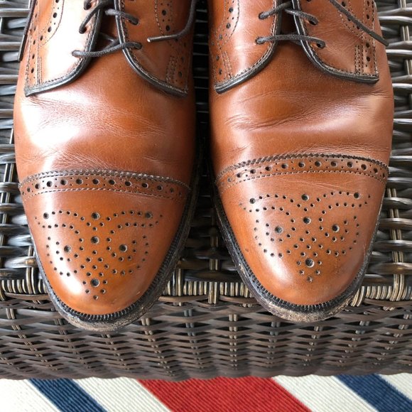 ALLEN EDMONDS Sanford Medallion Cap Toe Lace Up main image 4